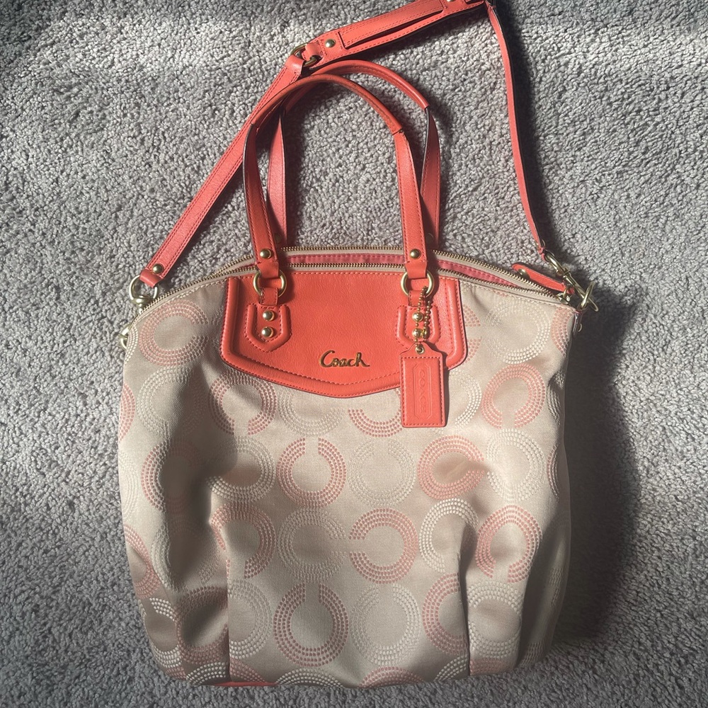 AUTHENTIC Coach bag